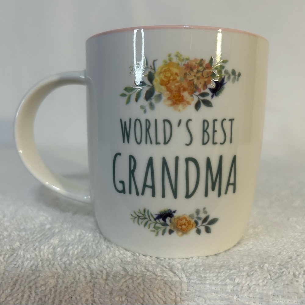 Triple Gifffted "World's Best Grandma" Floral Ceramic Mug - 380ML